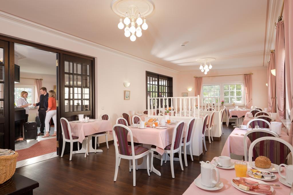Hotel Heuboden Umkirch Luaran gambar
